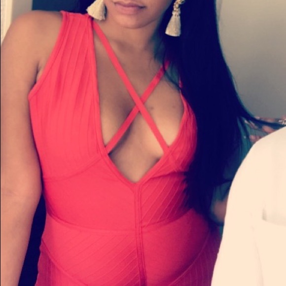 Red Plunge Bandage Midi Missguided Dress - Picture 2 of 4